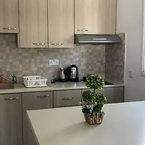 Kasapis Apts דירה לרנקה